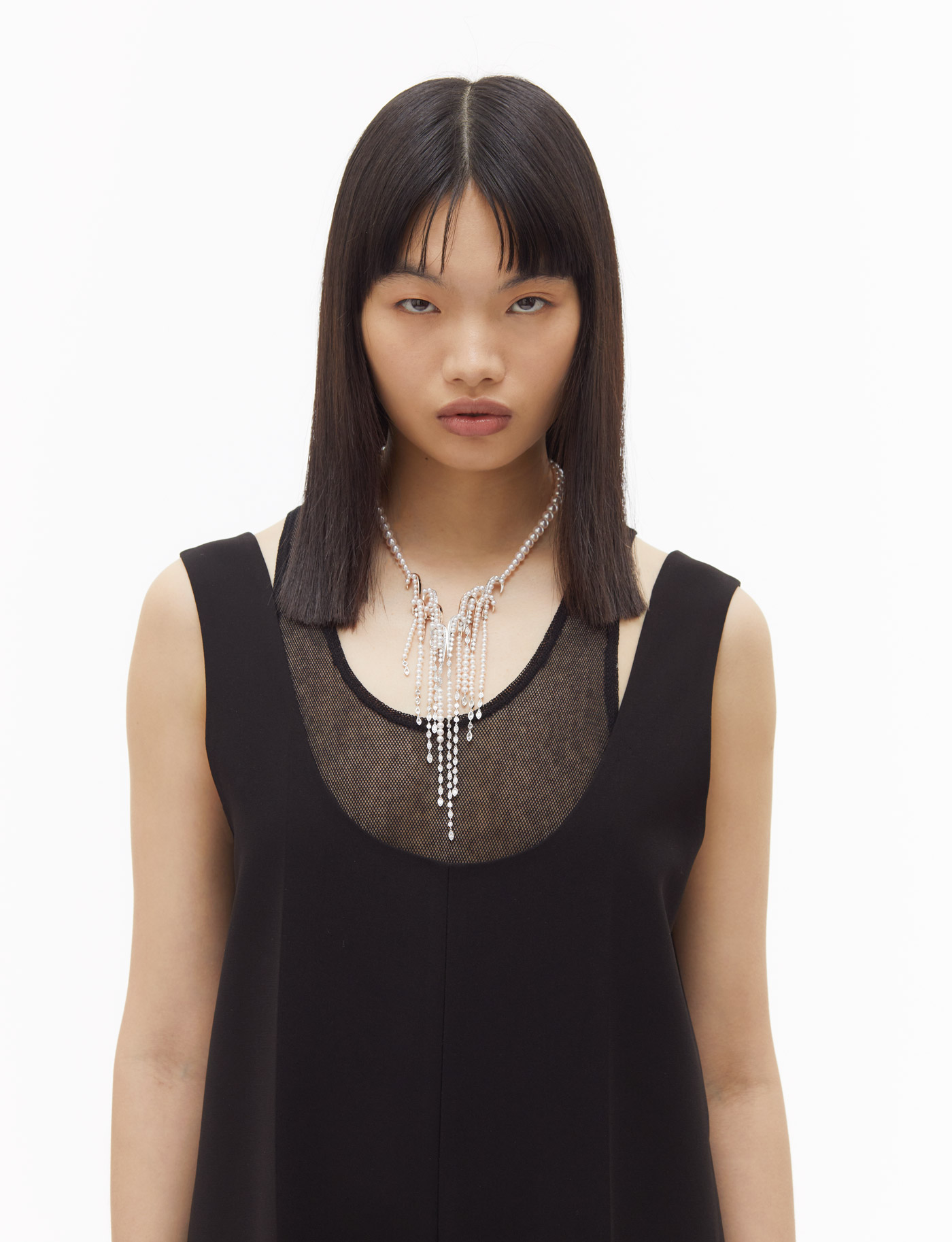 TANK Winter 2022 Front1060