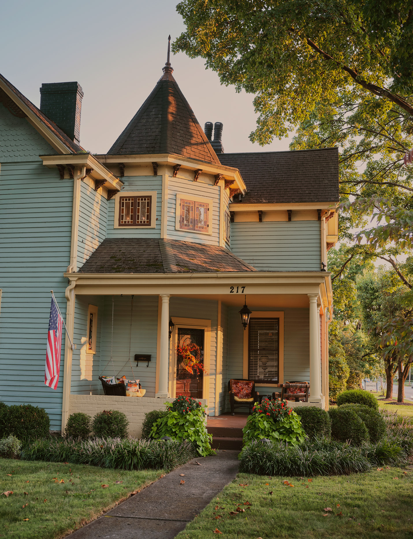 11 220923 TANK KENTUCKY GFX 1030 Copy 2